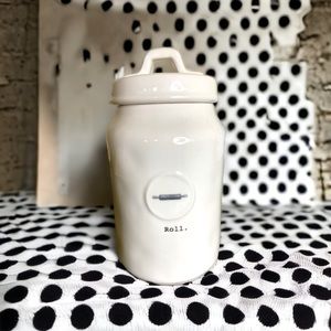 Rae Dunn Artisan jar